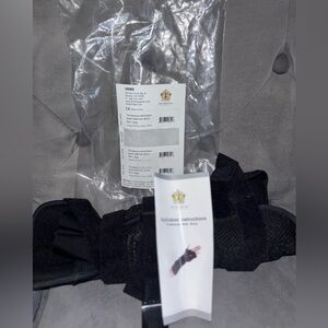 New DR Medical Black Wrist Brace Right